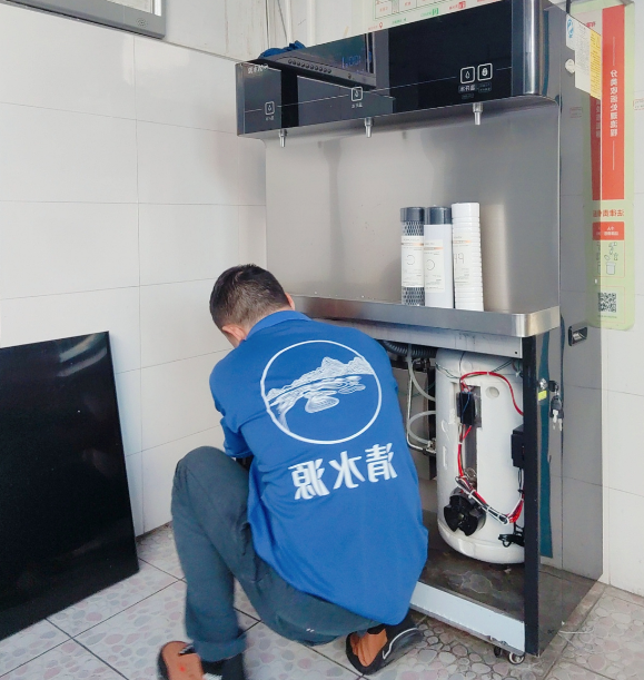 清水源校园饮水设备